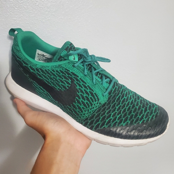 nike roshe flyknit green